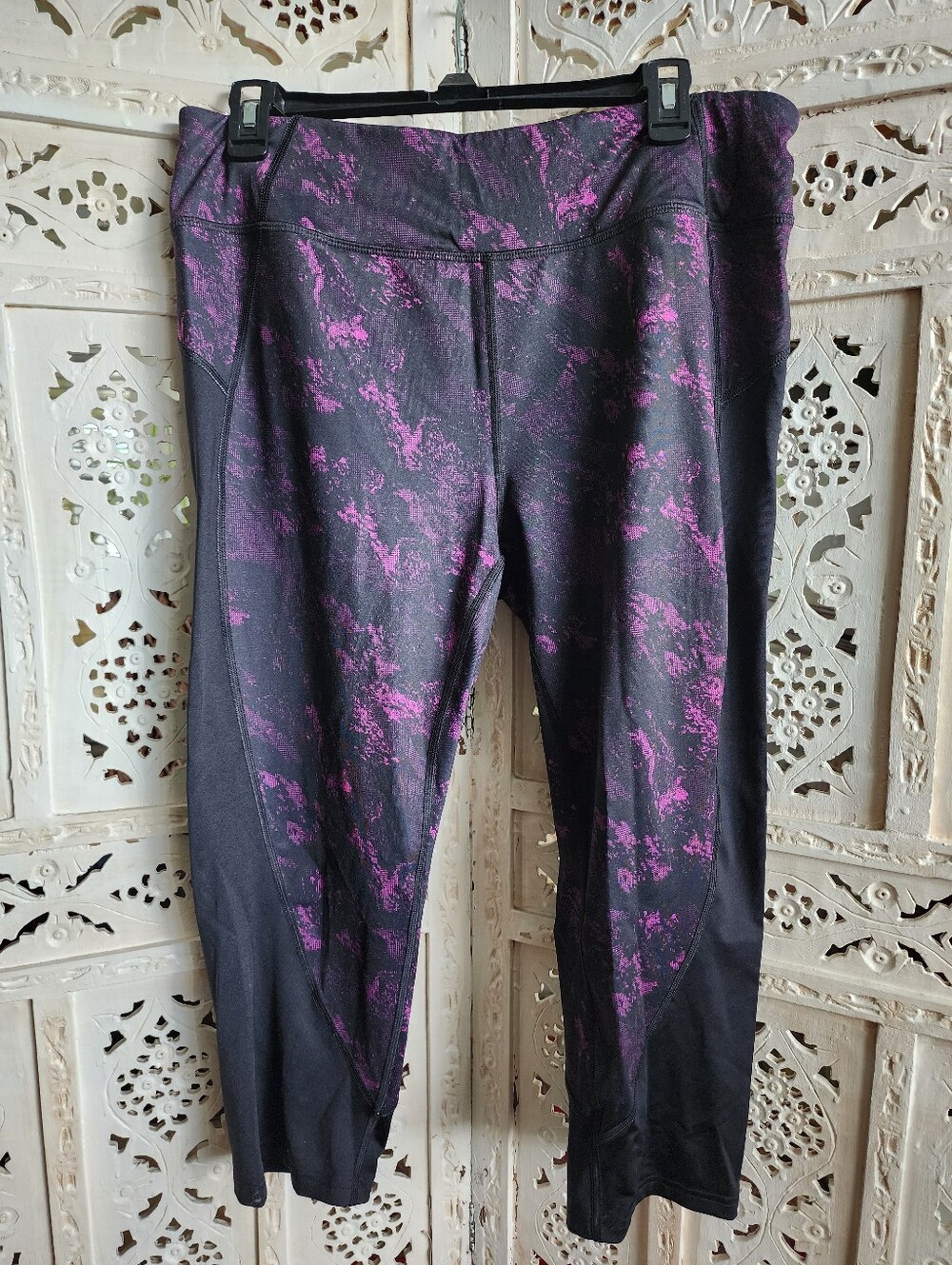 Tek Gear Pink & Black Leggings- Womens Size XL
